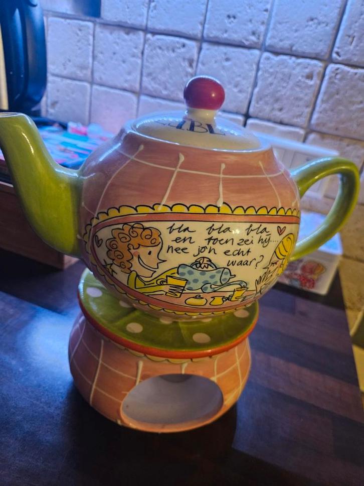 Blond Amsterdam Theepot Even Bijkletsen + Warmhouder, Huis en Inrichting, Keuken | Keukenbenodigdheden, Zo goed als nieuw, Ophalen of Verzenden