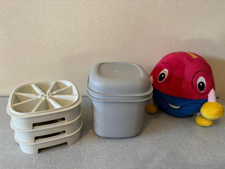 Z.G.A.N. ijsblokjes emmertje met ijsblokjes vormen GRIJS, Huis en Inrichting, Keuken | Tupperware, Zo goed als nieuw, Overige typen