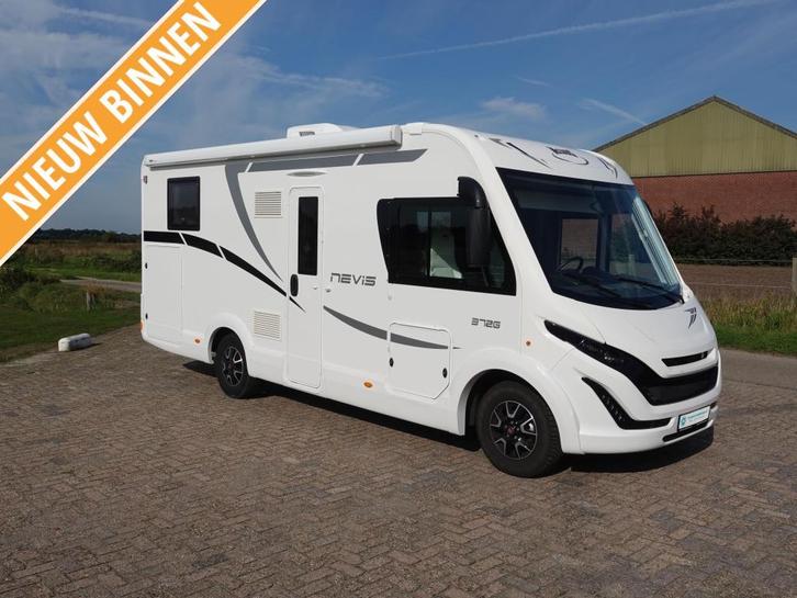 McLouis Nevis 372 G Face tot Face. Met airco en levelsysteem, Caravans en Kamperen, Campers, Bedrijf, tot en met 4, Integraal