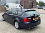 BMW 3-serie Touring 318i High Executive AUT | Navi | Cruise, Automaat, Achterwielaandrijving, Zwart, 4 cilinders