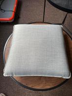 Vierkant massage  Kussen - Grijs, Huis en Inrichting, Ophalen of Verzenden, Zo goed als nieuw, Grijs, Vierkant