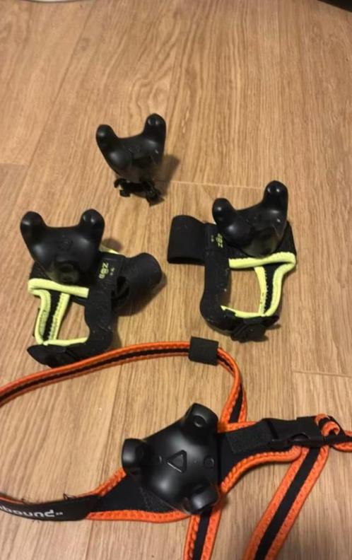 4 x vive trackers + basestations., Spelcomputers en Games, Virtual Reality, Zo goed als nieuw, Pc, Overige typen, Ophalen