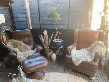 // BRUIN LEREN RELAX FAUTEUIL MET VOETENBANK STOEL beschikbaar voor biedingen