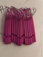 Babykleerhangers Fuchsia, roze, wit van Hema 51 st., Ophalen of Verzenden, Zo goed als nieuw, Hout, Kinderen