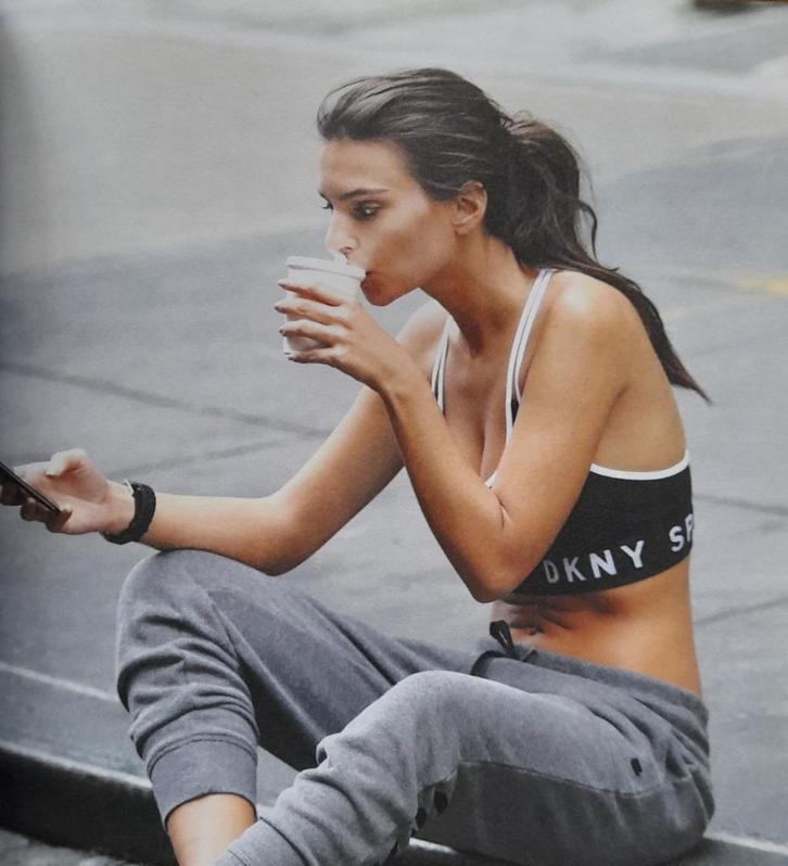 Tim Koch - Ein Tribut an Emily Ratajkowski - Paperback -2020, Boeken, Kunst en Cultuur | Fotografie en Design, Nieuw, Fotografen