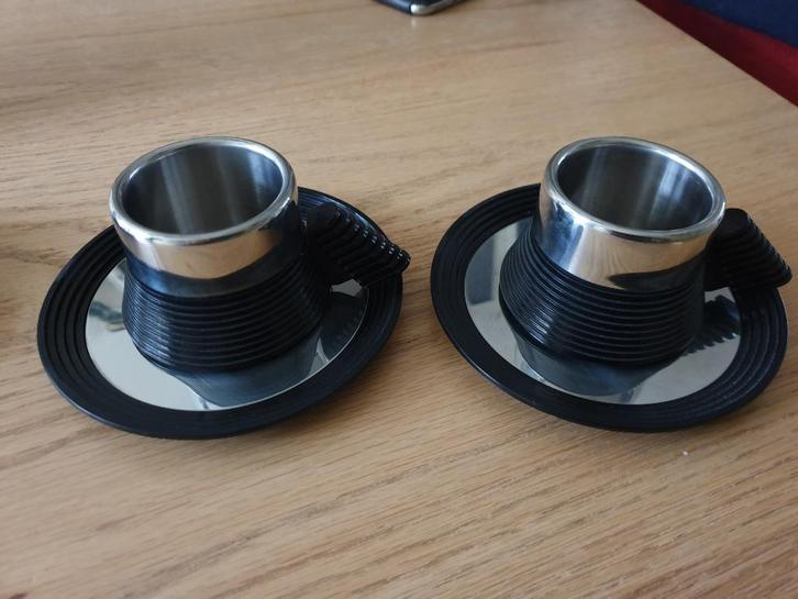 Carlo Giannini - set van twee espressokopjes, Huis en Inrichting, Keuken | Servies, Zo goed als nieuw, Kop(pen) en/of Schotel(s)
