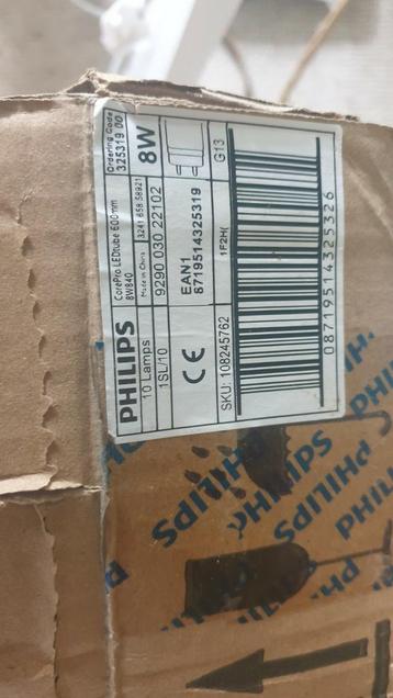 Philips CorePro LEDtube 600mm LED buizen  beschikbaar voor biedingen