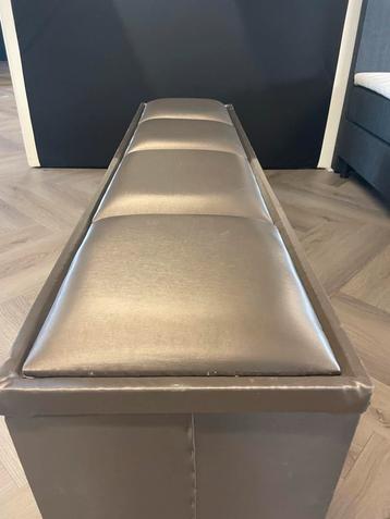 Nieuwe Opbergkist beschikbaar voor biedingen