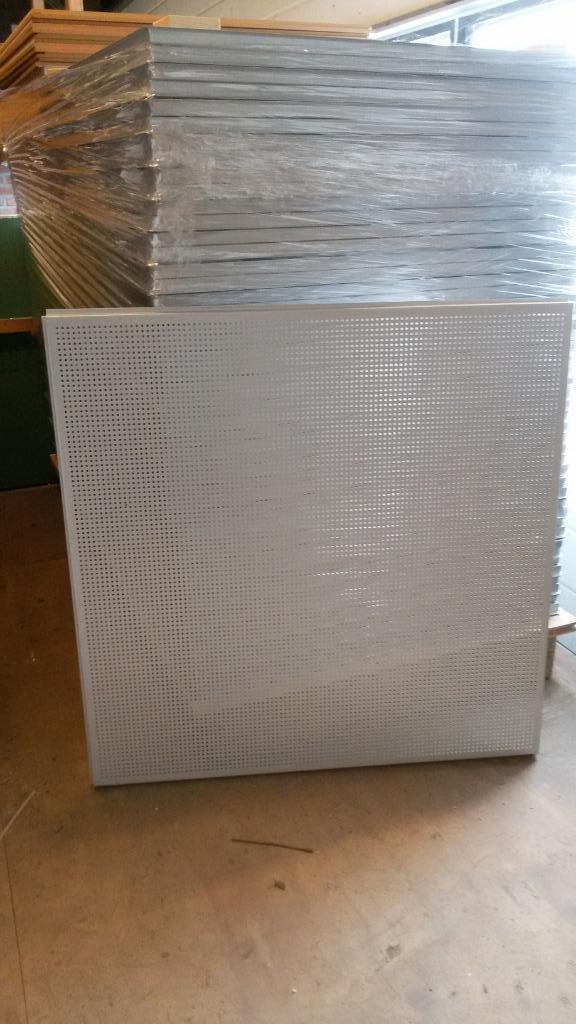 Systeemplafondplaat perfo geperforeerd., Doe-het-zelf en Verbouw, Platen en Panelen, Nieuw, Overige materialen, Minder dan 20 mm