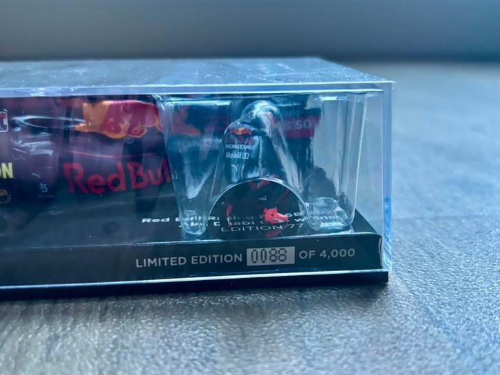 Max Verstappen World Champion 2021, Verzamelen, Automerken, Motoren en Formule 1, Nieuw, Formule 1, Ophalen of Verzenden