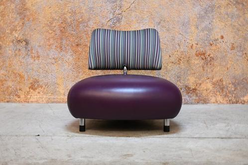 ZGANieuw paarse leren Leolux Pallone design fauteuil, Huis en Inrichting, Fauteuils, Zo goed als nieuw, Leer, Stof, 75 tot 100 cm