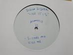12" Maxi Disco Sister - Like It Is / Kiss Me (1993), Maxi-single, Dance, Ophalen of Verzenden, Zo goed als nieuw