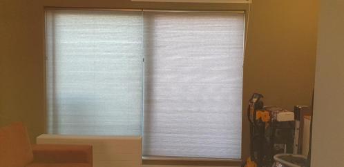 2 x Duette Gordijnen - Taupe kleur - 141 x 210 cm, Huis en Inrichting, Stoffering | Gordijnen en Lamellen, Nieuw, 200 cm of meer