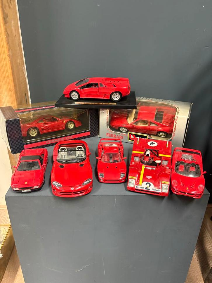 Ferrari & Lamborghini 1:18 Collectie, Hobby en Vrije tijd, Modelauto's | 1:18, Zo goed als nieuw, Auto, Bburago, Ophalen