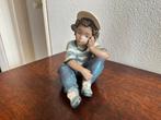 Vintage Lladró “Denkend Jongen” #4876 Mooi porselein beeldje, Ophalen of Verzenden, Zo goed als nieuw, Mens