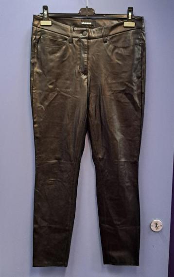 Cambio vegan leather broek model RAY maat 42 art 49919 beschikbaar voor biedingen