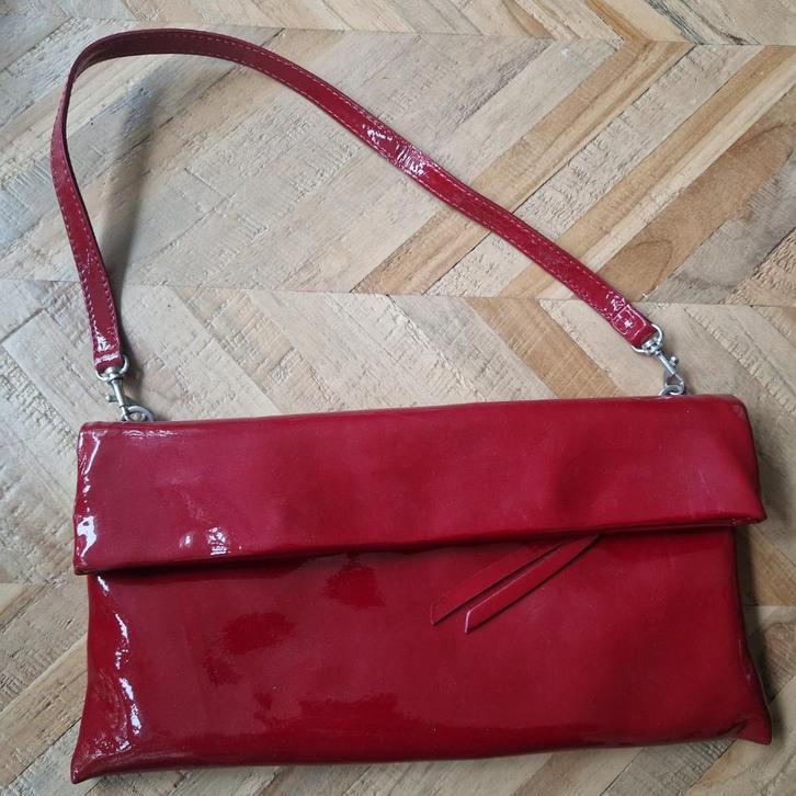Gianni Chiarini clutch/avondtasje. Rood/lakleer., Sieraden, Tassen en Uiterlijk, Tassen | Damestassen, Nieuw, Avondtasje, Rood