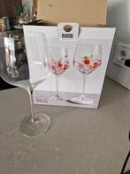 2 nieuwe Gin Tonic glazen in doos., Ophalen, Glas of Glazen, Nieuw, Glas
