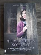 Nicholas Rinaldi - De verliefde soldaat, Ophalen of Verzenden, Tweede Wereldoorlog, Zo goed als nieuw, Overige onderwerpen
