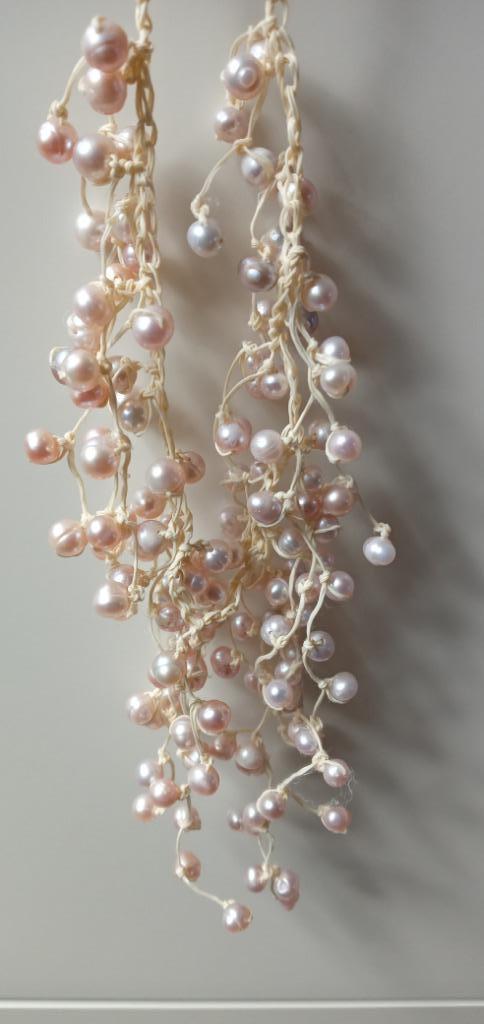 Fijne aparte handgeknoopte licht-rose zoetwaterparel ketting, Sieraden, Tassen en Uiterlijk, Kettingen, Nieuw, Overige materialen