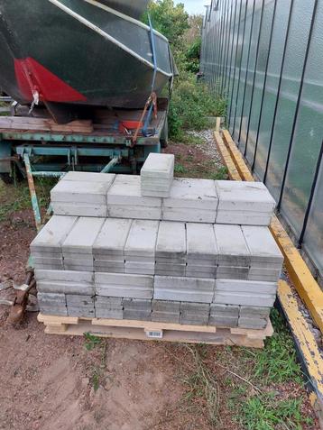 Tekoop pallet kalkzandsteen blokken beschikbaar voor biedingen