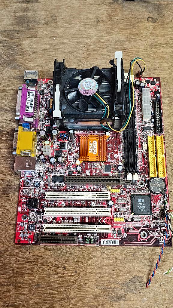 MSI MS-7005 ver 1, Computers en Software, Moederborden, Ophalen of Verzenden