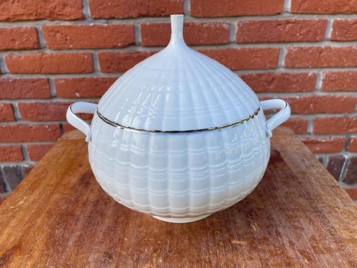 Hütschenreuther Lorenz Lucina dekschaal., Huis en Inrichting, Keuken | Servies, Gebruikt, Schaal of Schalen, Overige stijlen, Porselein