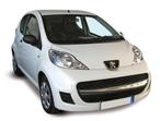 Gezocht nette witte bumper peugeot 107, Ophalen, Peugeot, Bumper