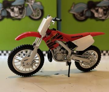 Honda CR 250R - Maisto 1/18 beschikbaar voor biedingen