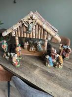 Complete handgemaakte Kerststal met Beelden en Denneappels, Ophalen