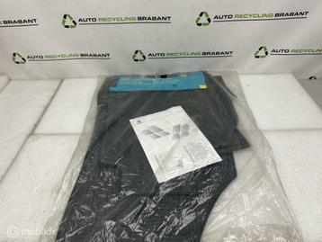 Rubberen Mattenset Renault Fluance L38 NIEUW  8201209251 beschikbaar voor biedingen