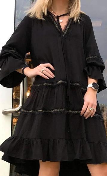 Devotion jurk S tot L zwart zwierig lichte dress midi model  beschikbaar voor biedingen