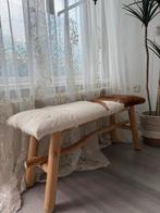 Natuurlijke houten zitting met natuurlijke geitenhaarvacht, Zo goed als nieuw, Overige vormen, Hout, Minder dan 50 cm