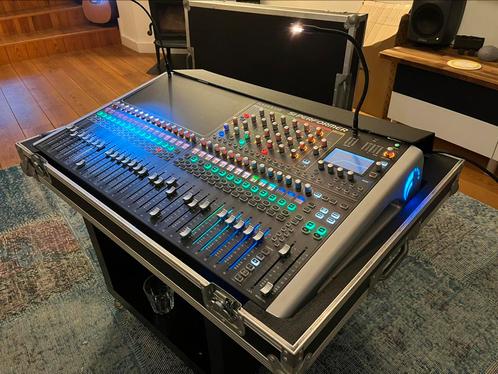Soundcraft performer 3 en compactstagerack 32in/16 out, Muziek en Instrumenten, Mengpanelen, Zo goed als nieuw, 20 kanalen of meer