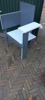 Kunststoel, copie Berlijnse Rietveld stoel, Ophalen