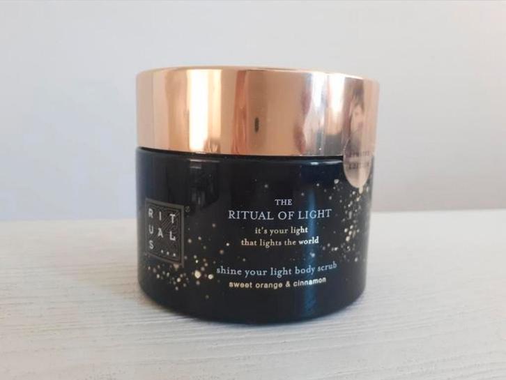 Rituals The Ritual of Light Scrub LIMITED EDITION, Sieraden, Tassen en Uiterlijk, Uiterlijk | Lichaamsverzorging, Nieuw, Overige typen