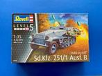 Revell	3248	"Stuka zu Fuß" Sd.Kfz. 251/1 Ausf. B	1/35, Hobby en Vrije tijd, Modelbouw | Auto's en Voertuigen, 1:32 tot 1:50, Nieuw