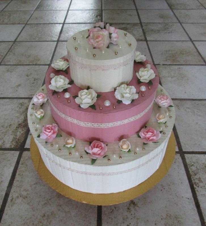 surprise / cadeauverpakking taart roze voor babyshower enz., Kinderen en Baby's, Overige Kinderen en Baby's, Nieuw, Ophalen of Verzenden