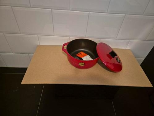Nieuwe gietijzeren braadpan voor gas., Huis en Inrichting, Keuken | Potten en Pannen, Nieuw, Koekenpan of Braadpan, Gietijzer