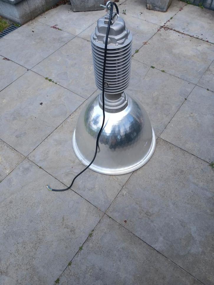 Industriële hanglamp Zumtobel Staff, Huis en Inrichting, Lampen | Hanglampen, Gebruikt, Minder dan 50 cm, Metaal, Ophalen