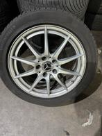 Mercedes Velg met Winterbanden 205/50R17, Auto-onderdelen, Banden en Velgen, Gebruikt, Banden en Velgen, 17 inch, Personenwagen