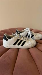 Adidas sneakers  maat 38,5, Kleding | Dames, Schoenen, Ophalen of Verzenden, Wit, Zo goed als nieuw, Adidas