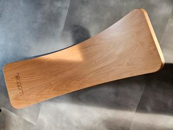 Wobbel met grijs vilt beschikbaar voor biedingen