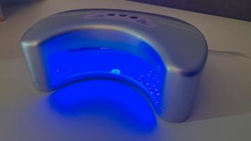 LED nagel UV-lamp NIEUW in doos  nageldroger beschikbaar voor biedingen