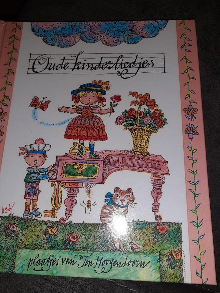 Oude Kinderliedjes - Ton Hoogendoorn, Boeken, Kinderboeken | Jeugd | onder 10 jaar, Gelezen, Non-fictie, Ophalen of Verzenden