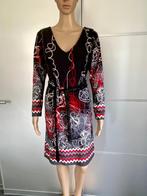 K31 Aparte jurk maat 36=S rood/zwart jurkje, Ophalen of Verzenden, Zo goed als nieuw, Knielengte, Maat 36 (S)