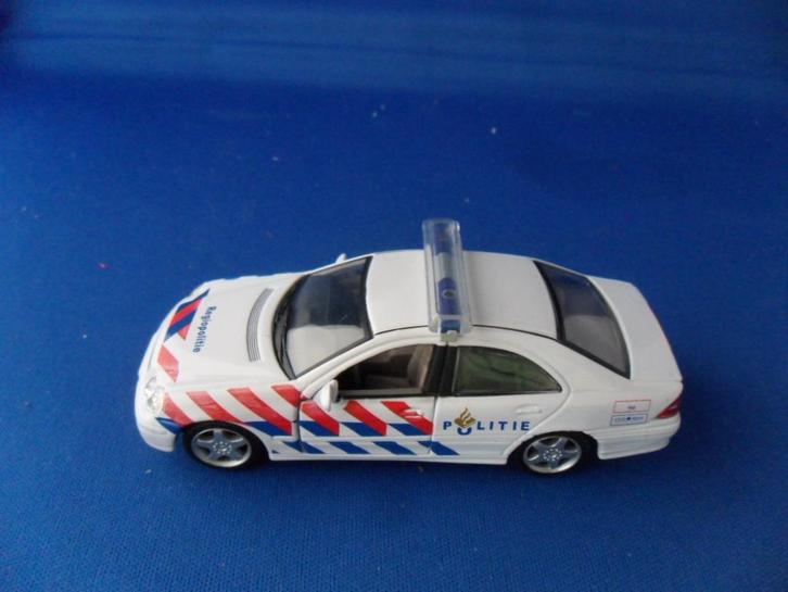 model auto 1.43 Mercedes Benz C Klasse Politie Ned. HONGWELL, Hobby en Vrije tijd, Modelauto's | 1:43, Nieuw, Auto, Overige merken