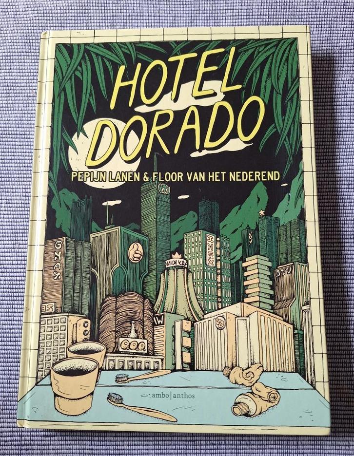 Hotel Dorado - Pepijn Lanen & Floor van het Nederend, Boeken, Stripboeken, Gelezen, Eén stripboek, Ophalen of Verzenden