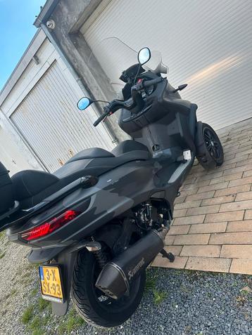 Piaggio MP3 500 LT met Akrapovic uitlaat beschikbaar voor biedingen