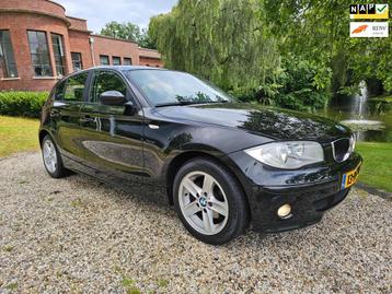 BMW 1-serie 116i 5-deurs AIRCO/cruise *apk:06-2026* beschikbaar voor biedingen